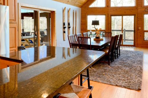 The Lake House in Oakland, USA