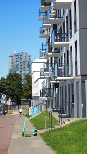 Brand New and Modern 1BDR Apartment Brand New and Modern 1BDR Apartment