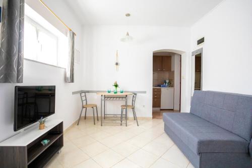 Apartments Belavic - image 10
