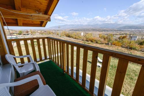 AMAZING view, privacy and comfort - SPA Villa Krasi in Strumsko Industrial Zone