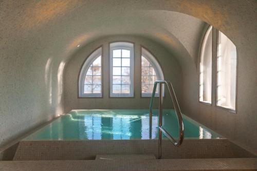 405064914 Slottsholmen Hotell och Restaurang