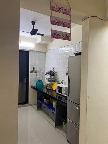Spacious 3BHK on Upper Floor Near Majhiwada Junction photo