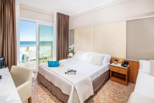 Standard Double Room with Sea View