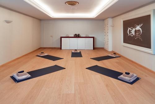 Carlton Hotel St. Moritz - image 8
