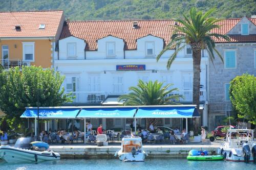 Guesthouse Aurora - image 11