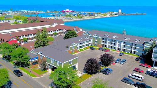 Comfort Inn Lakeside - Mackinaw City