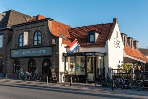 Bar-Bistro-Hotel DOK, Steenbergen bei Anna Jacobapolder