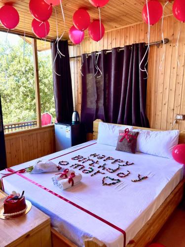 Ajloun Wooden Huts اكواخ عجلون الخشبية Live amid nature in Ajloun