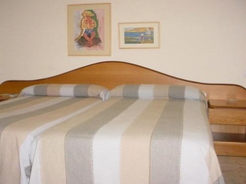 Hostal La Barretina - main image
