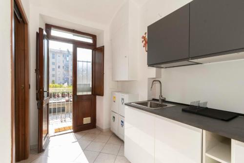 GuestHost - Colourful Flat San Donato, Turín (fotografie 10)