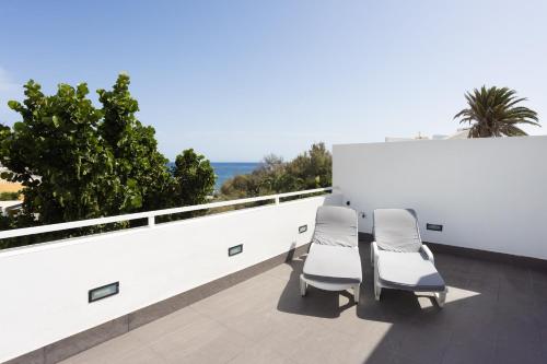 Luxury Frontline Poris de Abona - Tap to explore photos