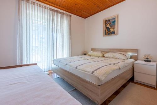 Apartments HINIC - image 8