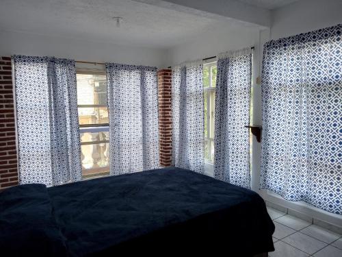 Casa amplia en Cuernavaca in Santa Maria Ahuacatitlan