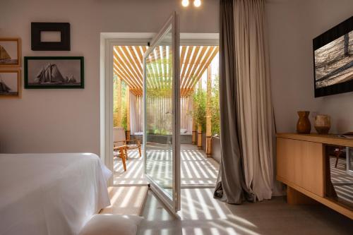 405136931 Praia Art Resort - Small Luxury Hotels of the world