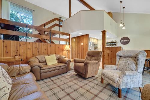 . Harbor Springs Retreat
