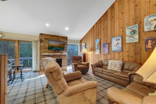 Harbor Springs Retreat - main image