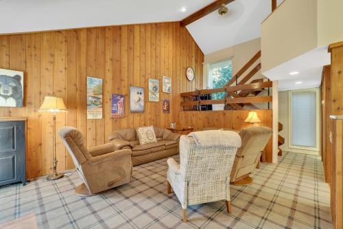 Harbor Springs Retreat - image 5