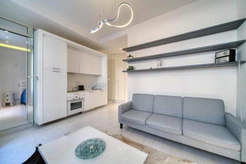 REF 1490 - Cannes Le Suquet - Apartment for rent, Cannes (zdjęcie 9)