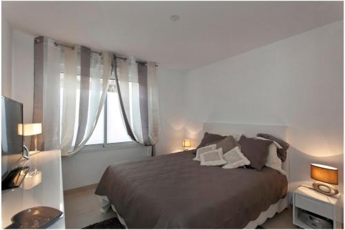 REF 912 - Cannes Center - Apartment for rent, Канны (фото 4)
