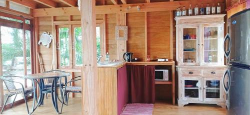 RAIATEA - The BEACH HOUSE - plage sur le lagon !, Tevaitoa (Foto 6)