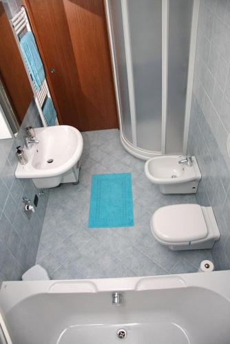 Bathroom, COZY LAKE COMO APARTMENTS in Valmadrera