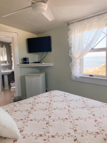 By The Sea Guests Bed & Breakfast and Suites By The Sea Guests Bed & Breakfast and Suites