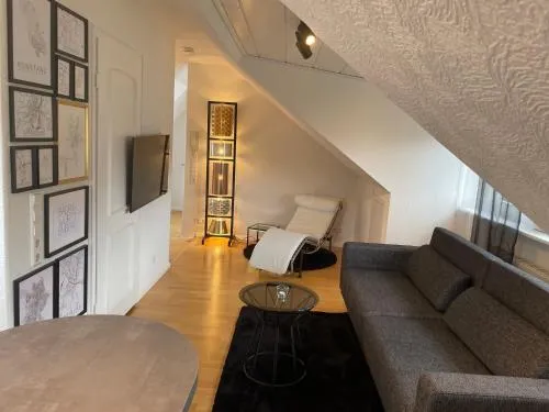 "ÜberNacht - am Talbach" Boutique Ferienwohnungen mit Gartensauna, Nähe Europapark und Straßburg in Offenburg, Deutschland