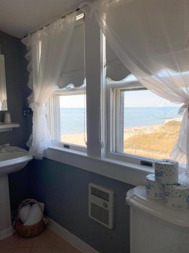 By The Sea Guests Bed & Breakfast and Suites By The Sea Guests Bed & Breakfast and Suites