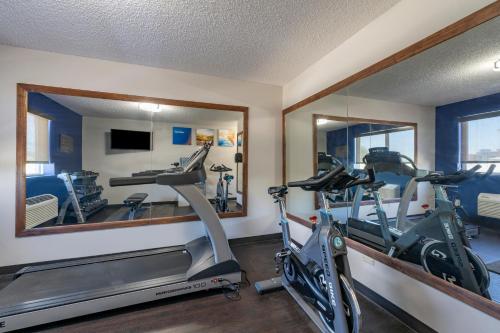 Comfort Inn & Suites Hays I-70 - image 9