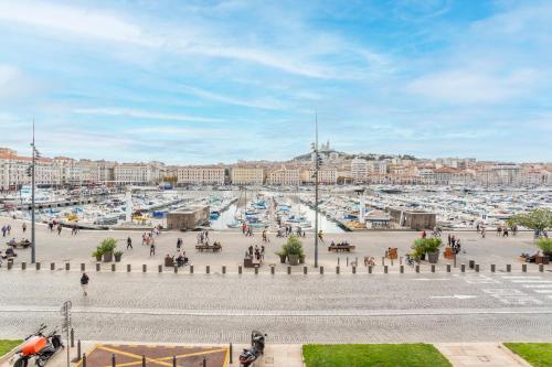 Hostel Ambassade Bretonne Vieux-Port - Auberge de jeunesse - Marseille