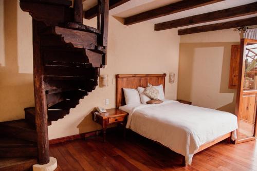 405181837 Hotel San Marcos