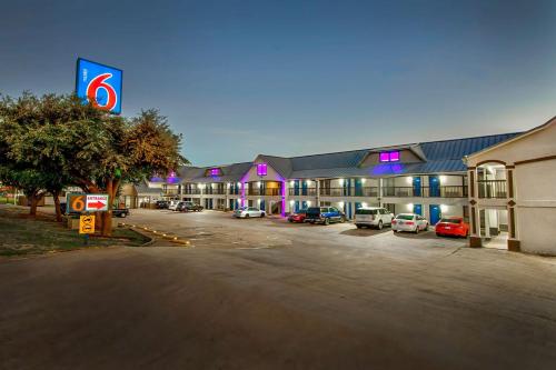 Motel 6-Fort Worth, TX - White Settlement