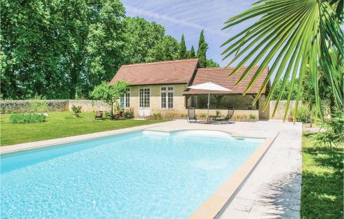 Peldbaseins, Pet Friendly Home In St Antoine De Breuilh in Saint-Antoine-de-Breuilh