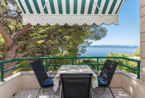 Apartments by the sea Brela Makarska - 20186 - image 4