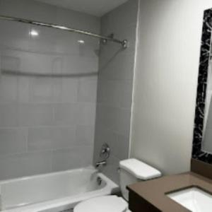 Super 8 by Wyndham Penticton in Penticton, Canada