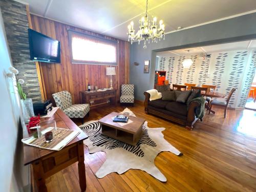 . Incredible Downtown Duplex with Interior Backyard