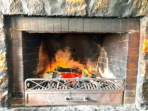 Incredible Downtown Duplex with Interior Backyard