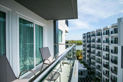 Exterior view, Mantra Beach Condominium Suite - Mae Phim near Laem Mae Phim Beach