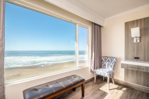 Sailor Jack Oceanfront Motel - 전망