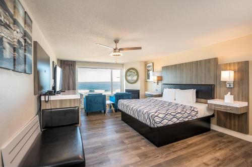 Sailor Jack Oceanfront Motel