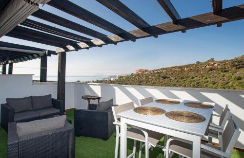 Rock Bay I 2392 beautiful seaview penthouse - Puerto Deportivo De La Duquesa