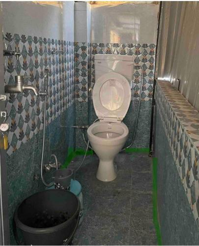 Wanderlust Hostel & Home Stay – Varanasi, VA