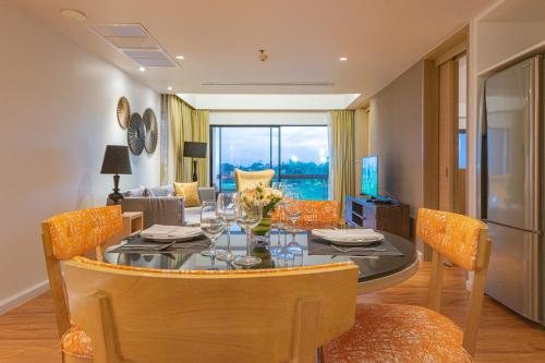 บริการและสิ่งอำนวยความสะดวก, โรงแรมซัมมิท วินด์มิลล์ กอล์ฟ สวีท สุวรรณภูมิ (Summit Windmill Golf Suite Hotel @Suvarnabhumi) near โฮมโปร สุวรรณภูมิ