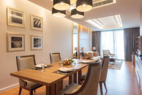 Summit Windmill Golf Suite Hotel at Suvarnabhumi