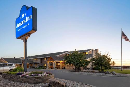 AmericInn by Wyndham Roseau