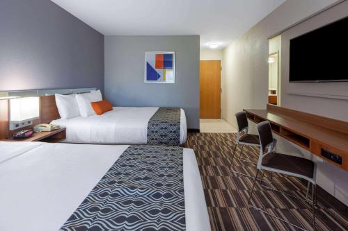 Microtel Inn & Suites by Wyndham Sunbury/Columbus I-71N - image 6