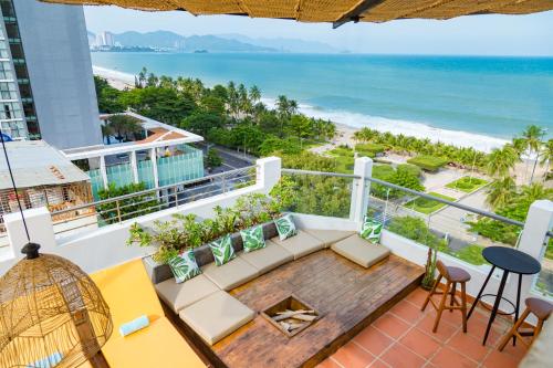 Azura Gold Hotel & Apartment – Nha Trang, MO