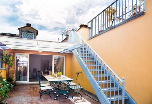 Vittoria Terrace Penthouse at the Spanish Steps, Rome (photo 3)