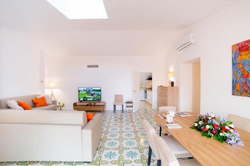 Vittoria Terrace Penthouse at the Spanish Steps, Rome (photo 9)