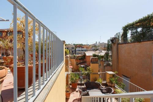 Vittoria Terrace Penthouse at the Spanish Steps, Rome (photo 4)